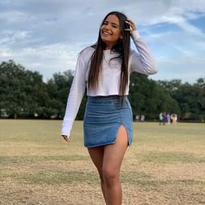 Meet your Posher, Nathaly